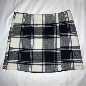 Plaid mini skirt